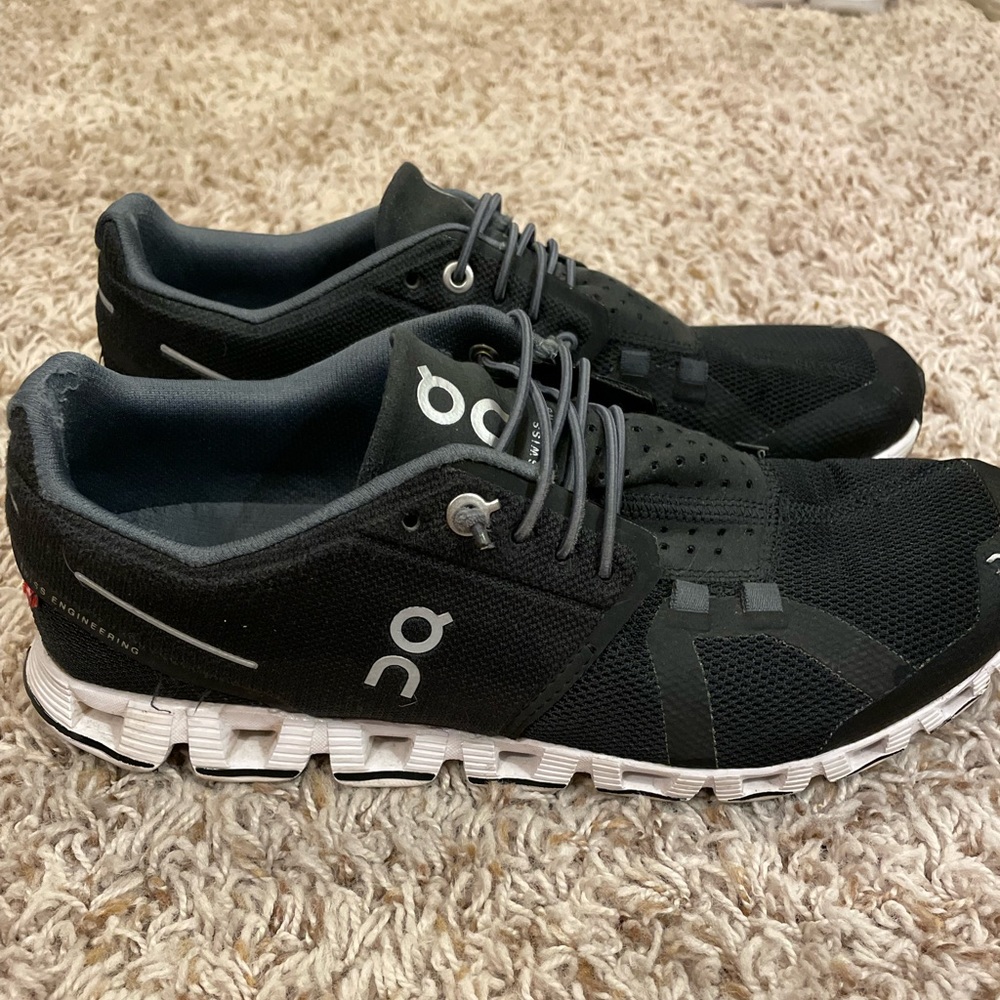 On Cloud, all day travel, light weight